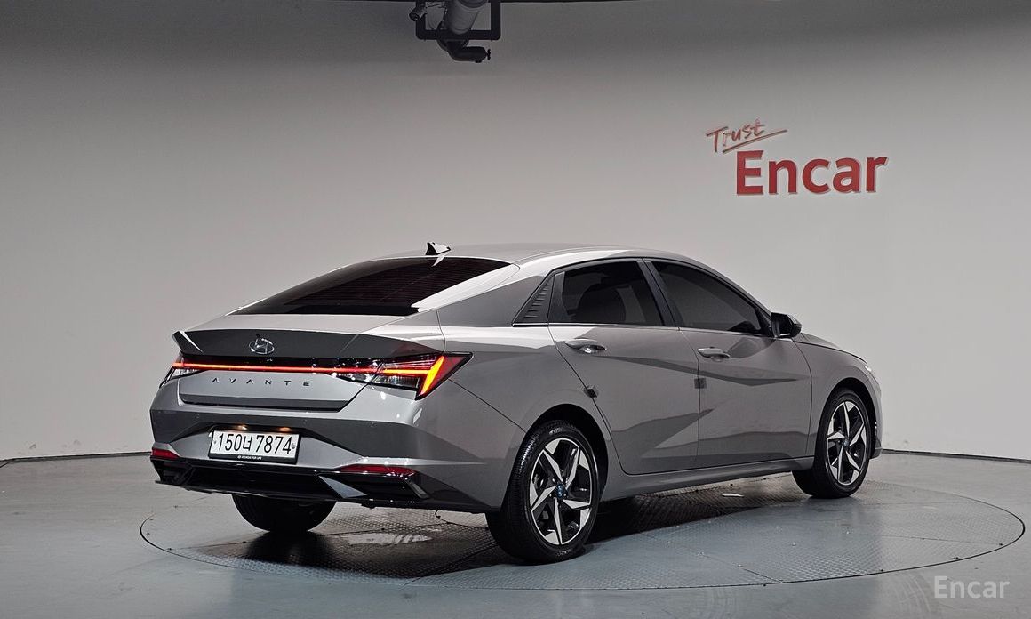 Hyundai AVANTE 2021