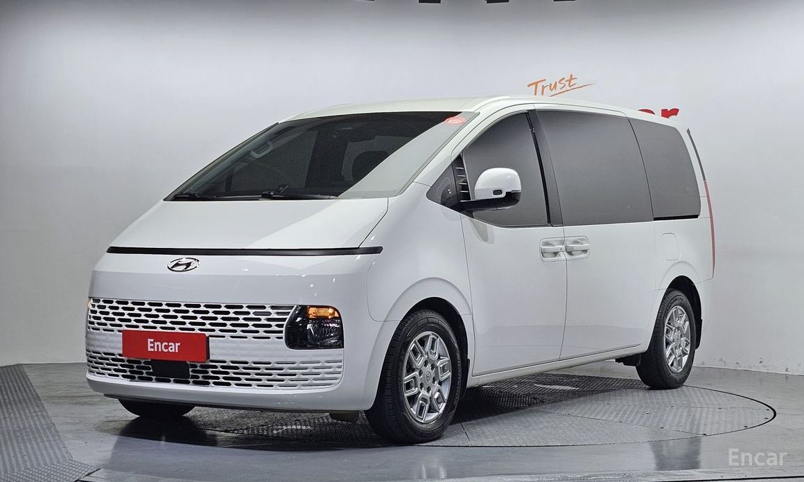 Hyundai Staria 2022