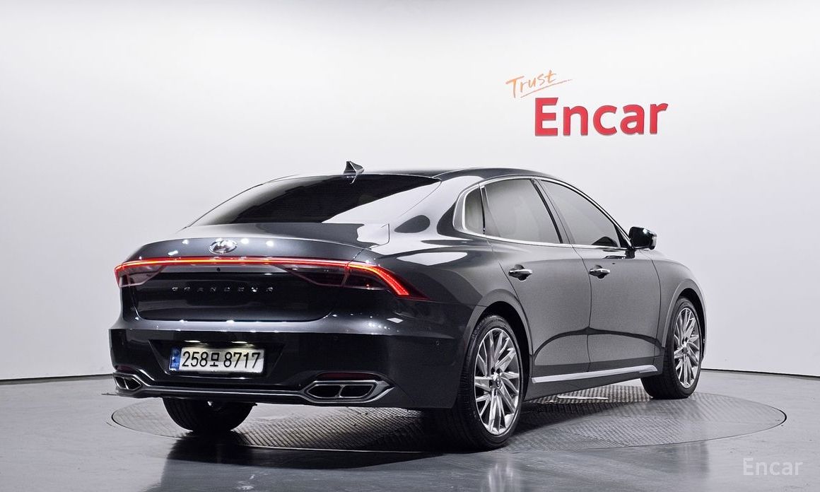 Hyundai Grandeur 2021