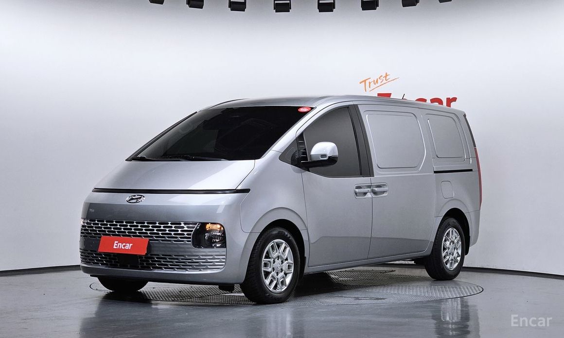 Hyundai Staria 2023