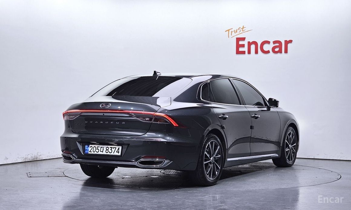 Hyundai Grandeur 2022