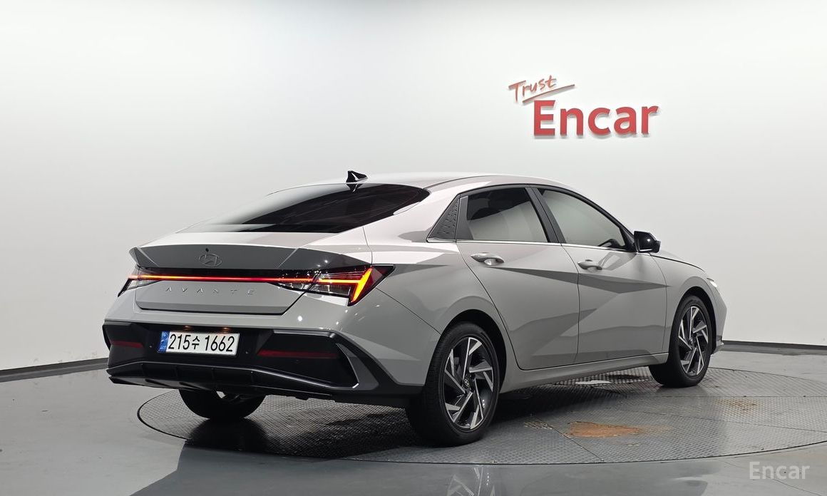 Hyundai AVANTE 2024
