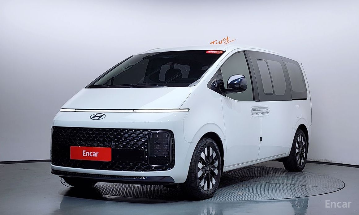 Hyundai Staria 2025