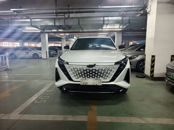 Changan Oshan Z6 Blue Whale