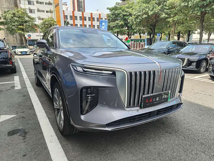 Hongqi E-HS9 690 km Qixiang 6-Seater