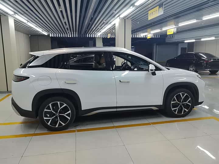 BYD Song L DM-i 160 km Advanced