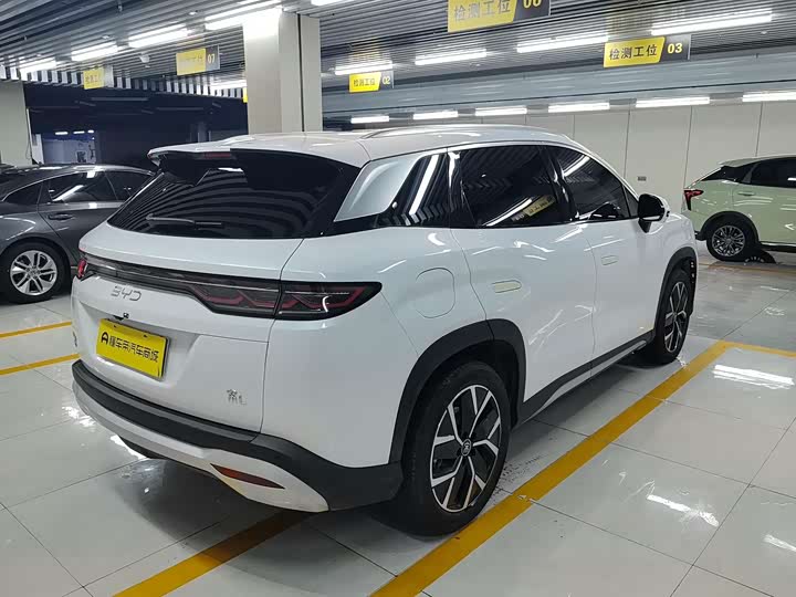 BYD Song L DM-i 160 km Advanced