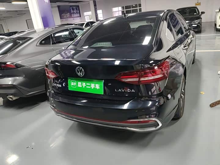 Volkswagen Lavida 1.5 AT Five-Million Edition