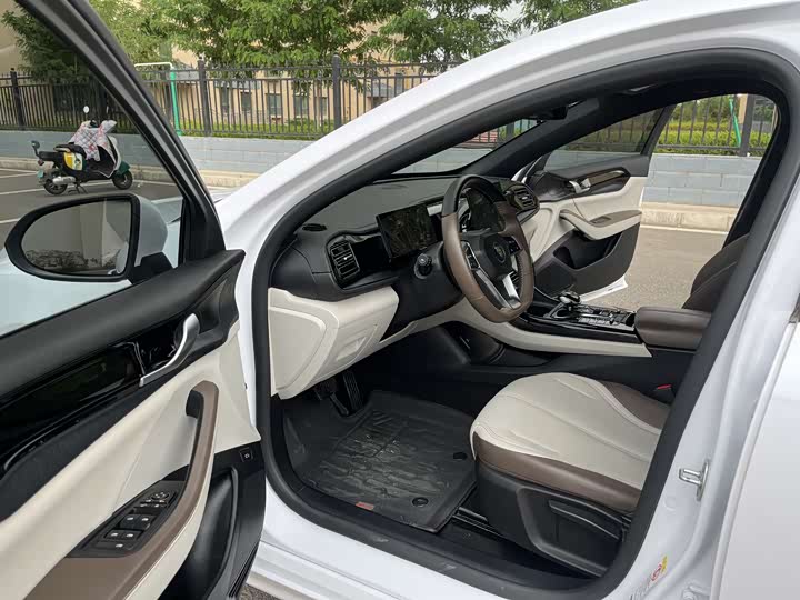 BYD Qin PLUS