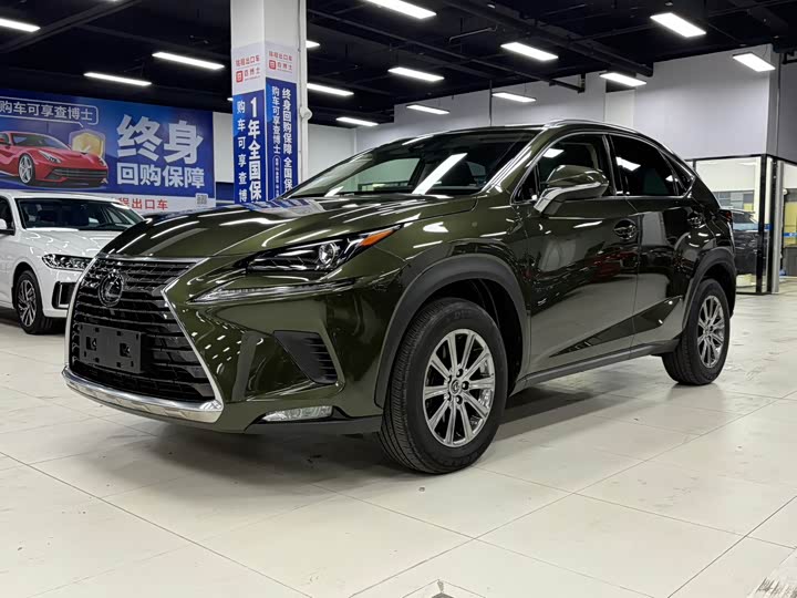 Lexus NX 200