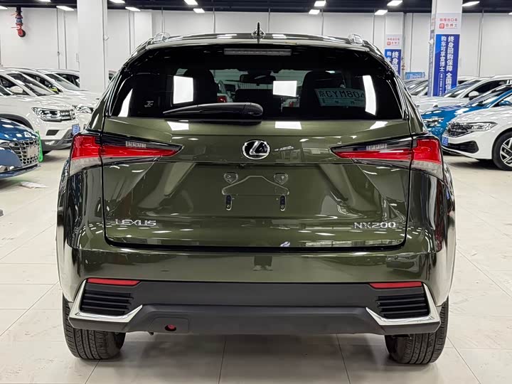 Lexus NX 200