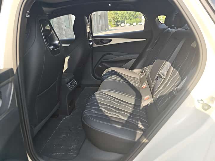 BYD Seal 06 DM-i Smart Drive 120 km Flagship