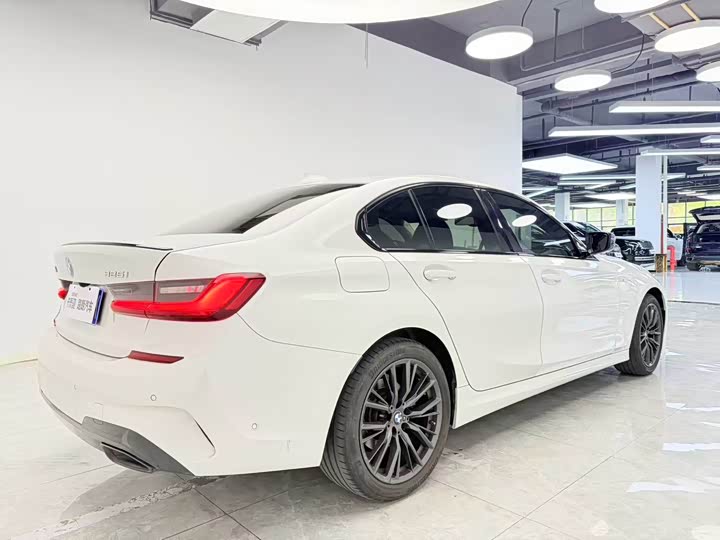 BMW 3 Series 2022