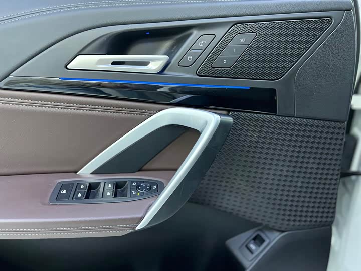 BMW X1 s Drive20Li X Design Package