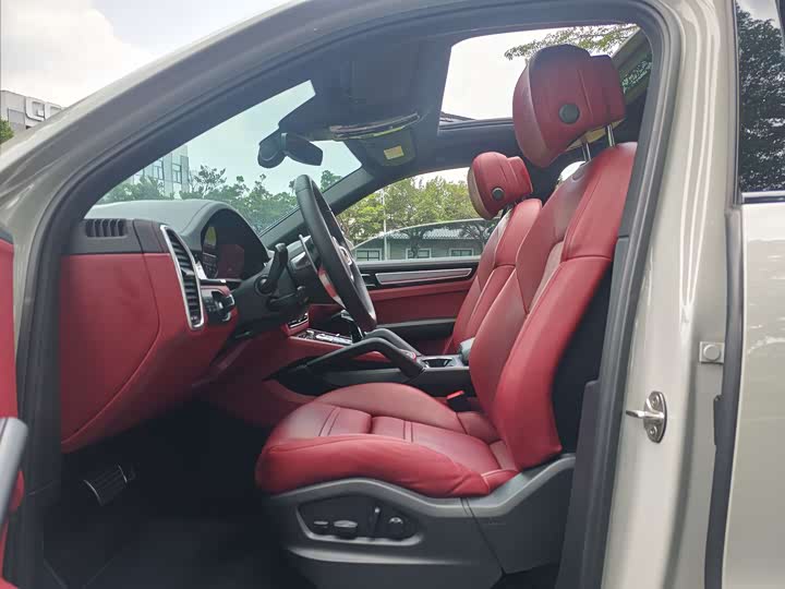 Porsche Cayenne S