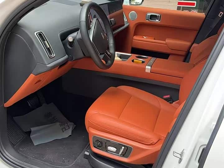 Li Auto L7