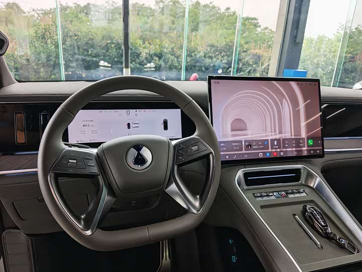 Denza N9 Flagship