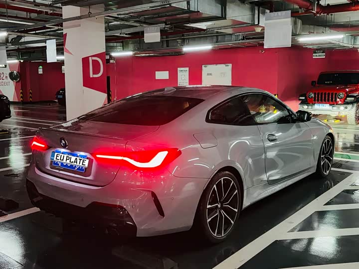 BMW 4