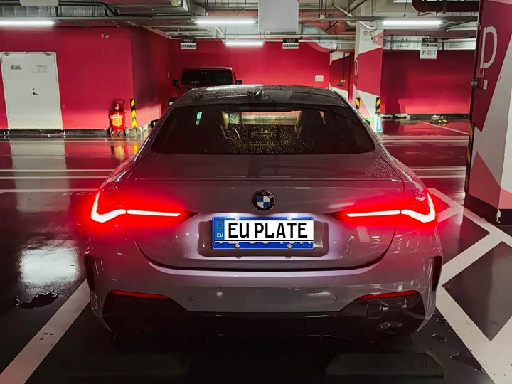 BMW 4