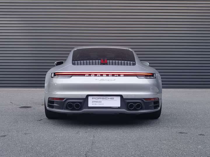 Porsche 911 Carrera
