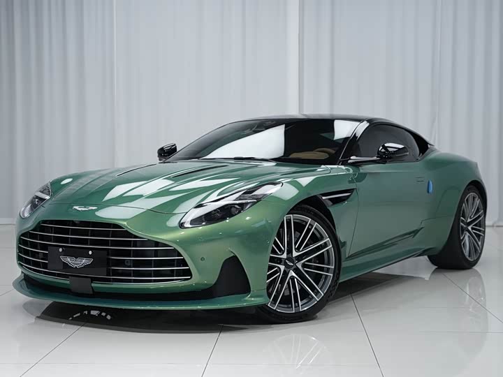 Aston Martin DB12