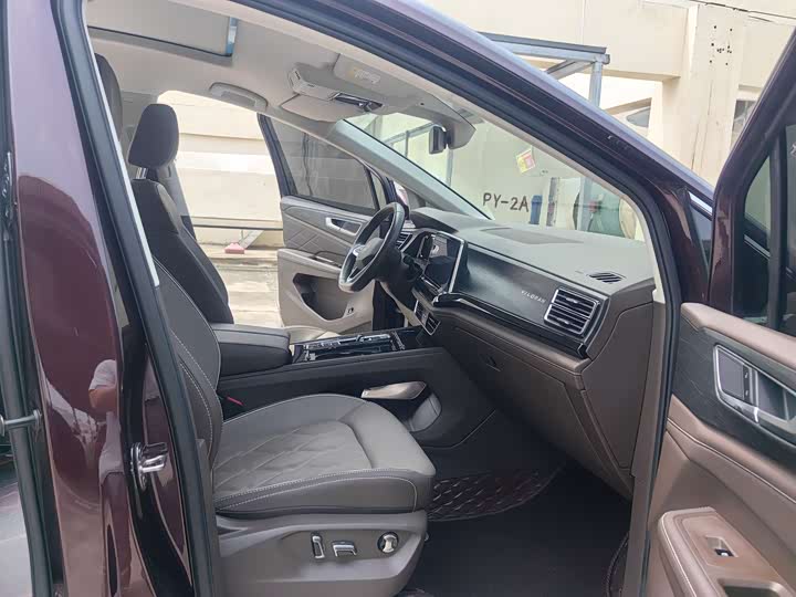 Volkswagen Viloran 2023