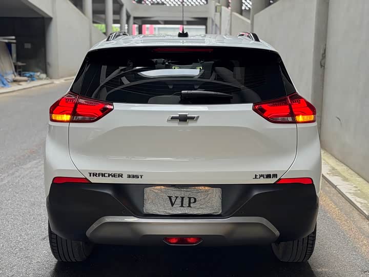 Chevrolet Tracker 2021 Redline