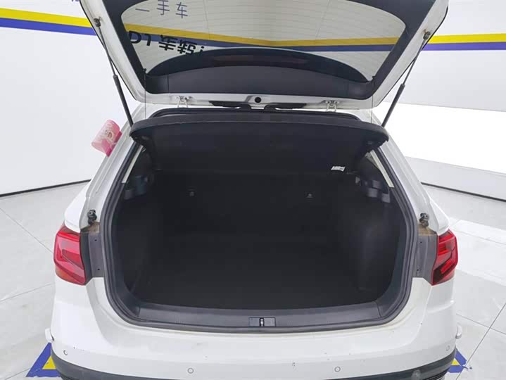 Volkswagen C-TREK (2020)