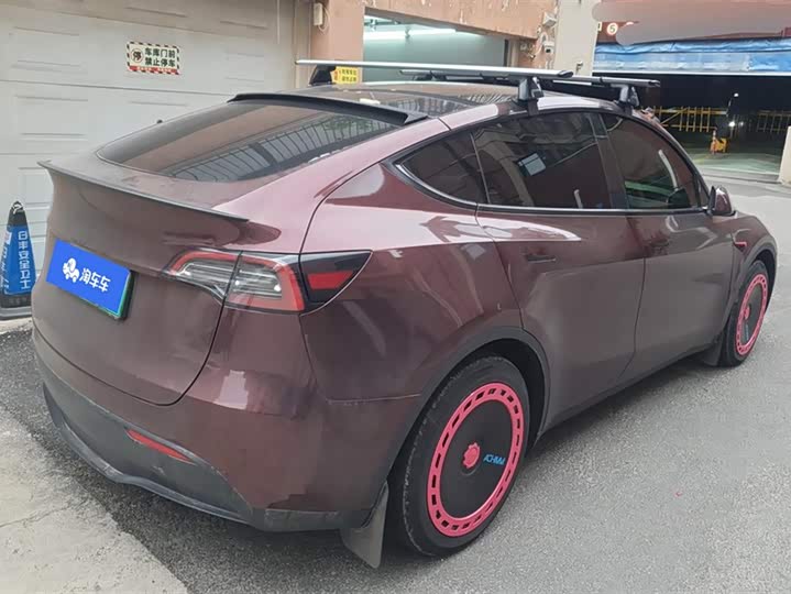 Tesla Model Y Long Range