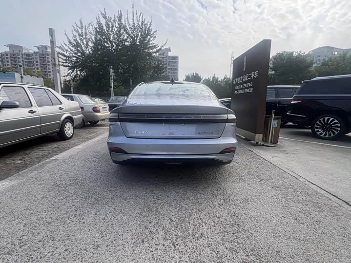 Lincoln Z
