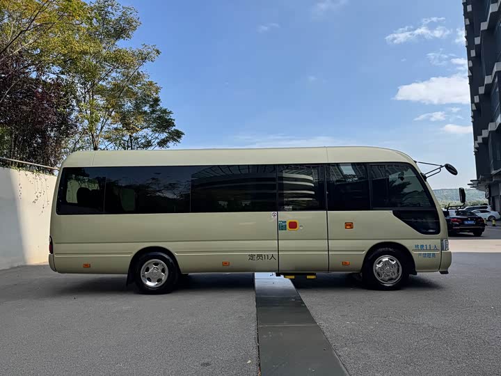 Toyota Coaster
