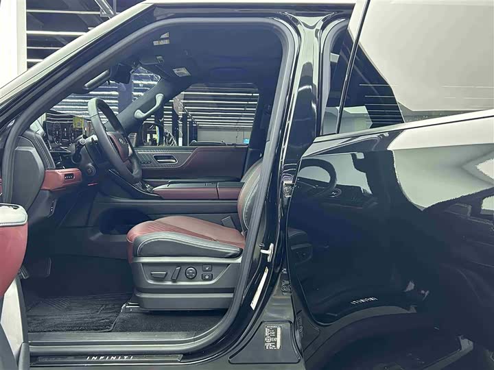 Infiniti QX80 Autograph