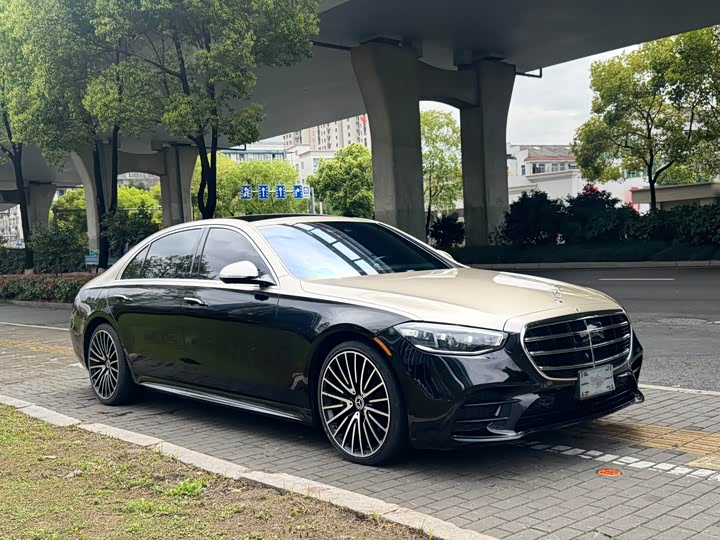 Mercedes-Benz S-Class