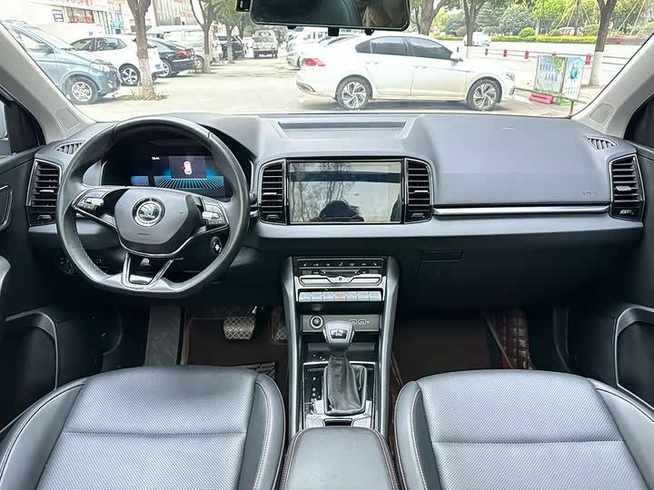 Volkswagen Skoda Karoq 2023 TSI280 Luxury