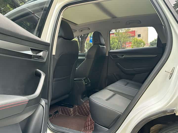 Volkswagen Skoda Karoq 2023 TSI280 Luxury