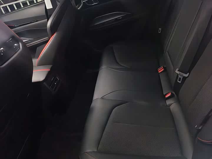 Changan Oshan Z6 Blue Whale