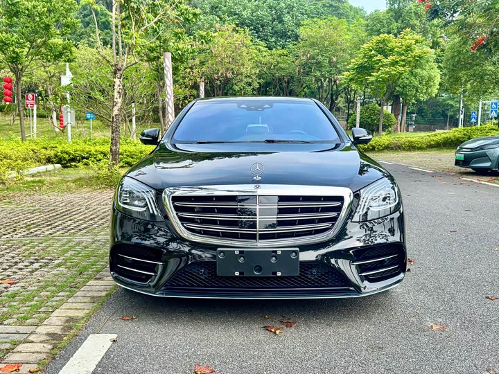 Mercedes-Benz S-Class