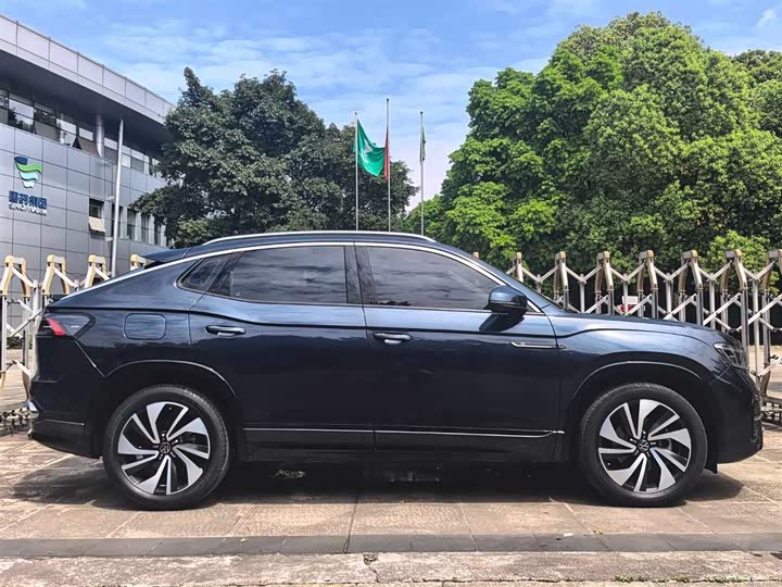 Volkswagen Tayron X