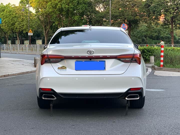 Toyota Avalon