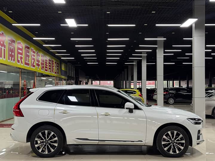 Volvo XC60 B5