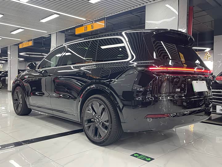 Li Auto L9