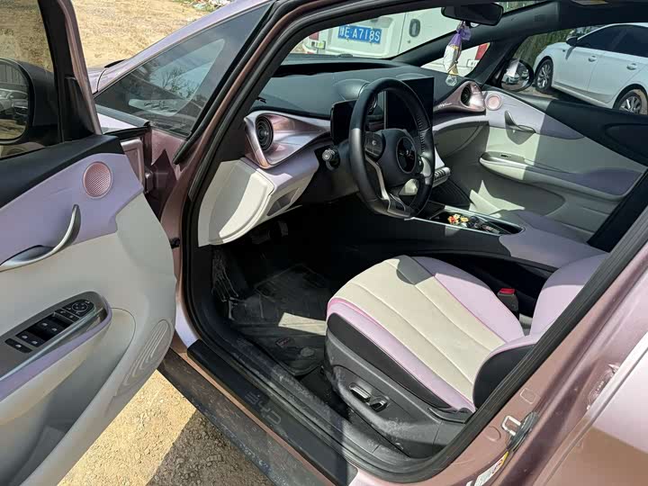 BYD Dolphin Glory Edition 420 km Style