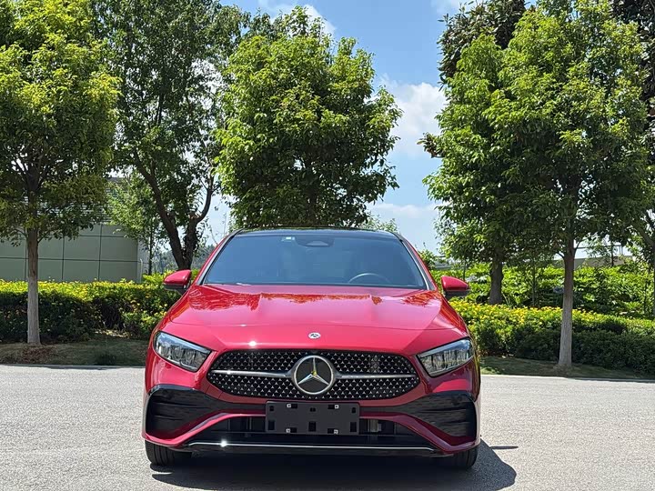 Mercedes-Benz A-Class A 200 L Fashion (2024 Facelift)