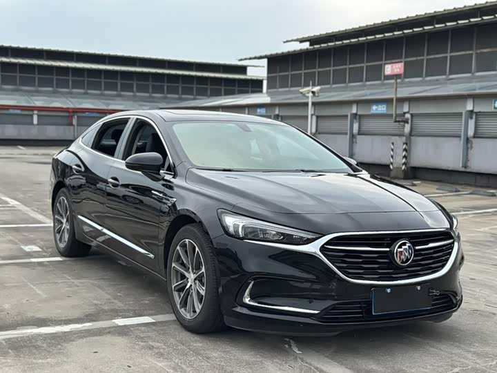 Buick La Crosse