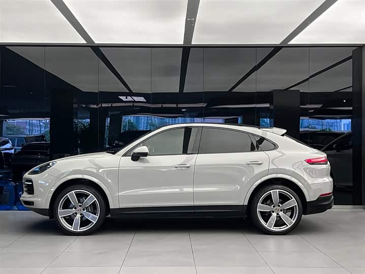 Porsche Cayenne Coupé