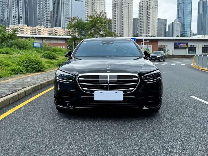 Mercedes-Benz S-Class