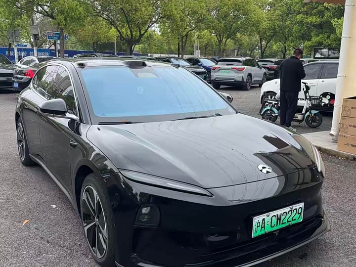 Nio ET5T