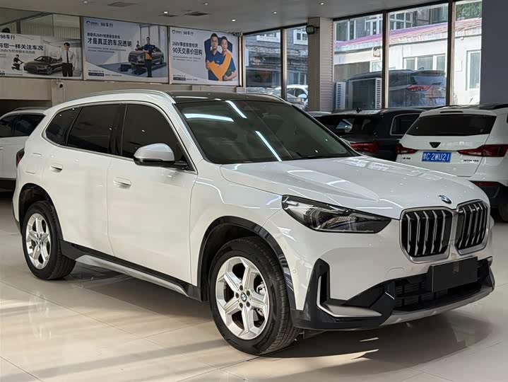 BMW X1 s Drive20Li X Design Package
