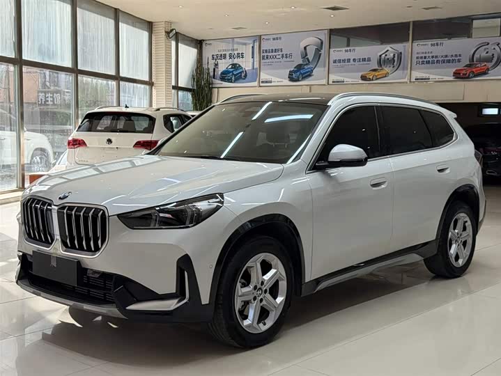 BMW X1 s Drive20Li X Design Package