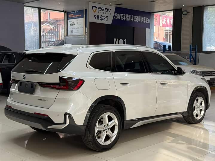 BMW X1 s Drive20Li X Design Package